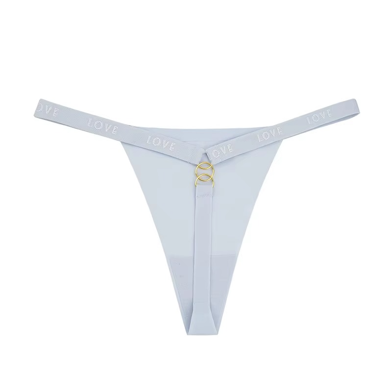 strings femme ultra sexy