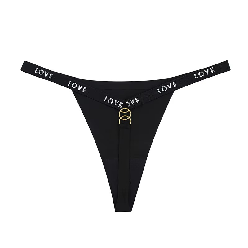 strings femme ultra sexy